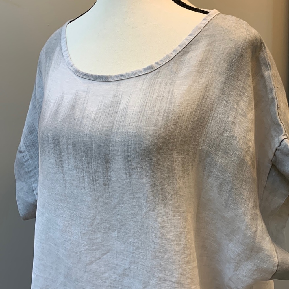 Light Gray Linen Scoop Neck Women's Top